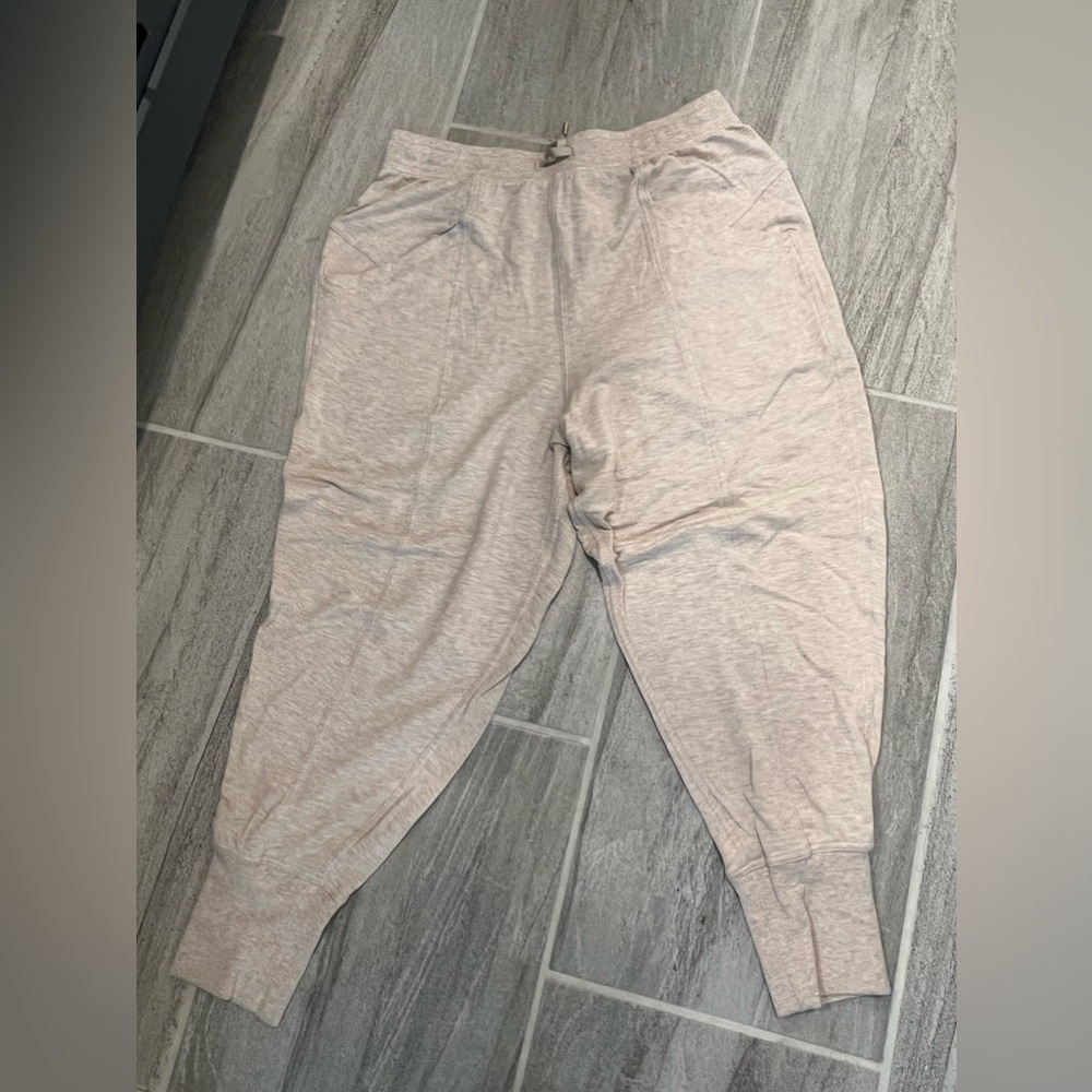 Lululemon joggers